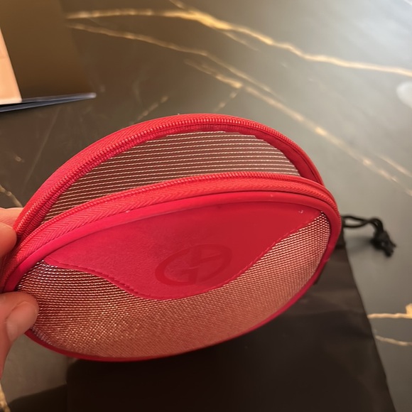 Giorgio Armani Red Cosmetic Pouch Set - Picture 5 of 13